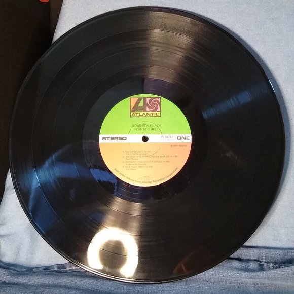 Roberta Flack Quiet Fire 1971 Vinyl Record - Picture 3 of 4